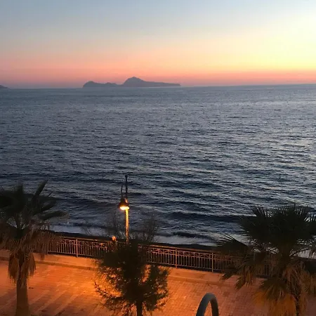 Apartman Ad Un Passo Dal Mare *